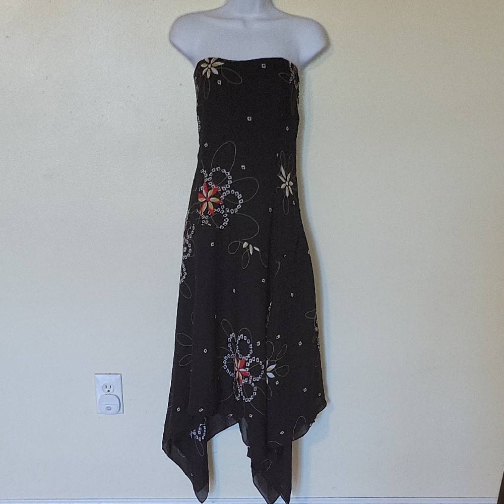 NWOT Floral Strapless Black Dress With Scarf